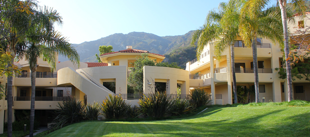 Page Apartments Courtyard