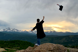 Historias de reci�n graduados para inspirar a quienes comienzan un nuevo a�o escolar