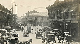 Plaza Moraga in the early 1900s