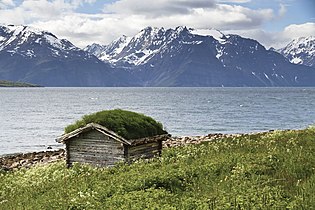 Shed with green roof at Lyngen fjord