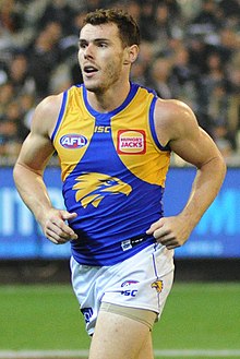 Luke Shuey, West Coast player, running