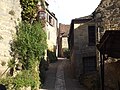 A little street that connects the village of Beynac to the ch�teau above it