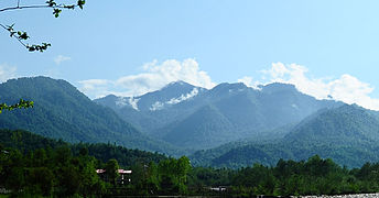 Maklavan mendigunea, Gilan