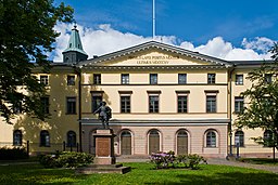 �bo hovr�tt har verkat i det gamla Akademihuset sedan 1830