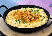 K�sesp�tzle (cheese Sp�tzle), Sp�tzle with cheese and onions