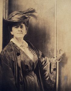 Gertrude K�sebier, by Adolph de Meyer (restored by Adam Cuerden)