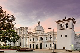 Popay�n, Colombia plaza de armas. Spain impregnate its public square style in Hispanic America.