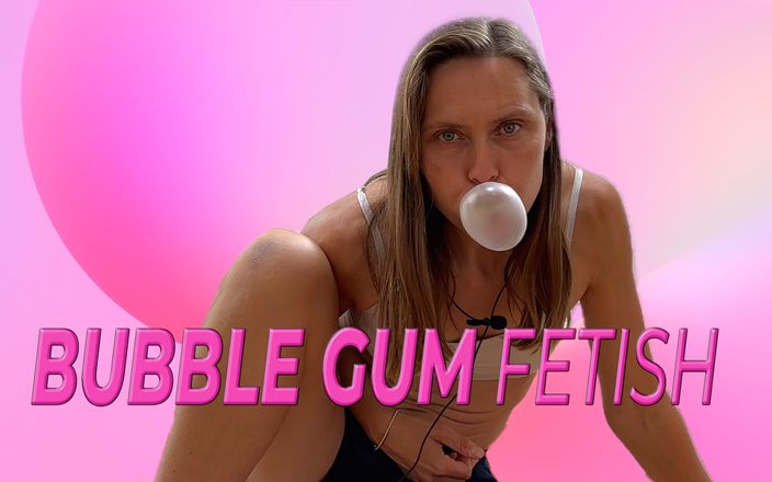 Wamgirlx: Bubble Gum kouří fetiš a žvýkačka škádlí