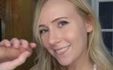 Marissa Sweet: Blond hemmafru �lskar att suga stora kukar tills de kommer i...