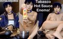 Littlesubgirl: Tabasco, lavement avec sauce piquante