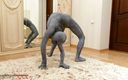 Gymnastic: Schlangenk�nigin im spandex-catsuit