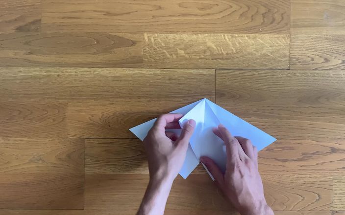 Mathifys: Asmr bướm origami tôn sùng