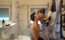 BettDuett: Un couple allemand baise sous la douche !