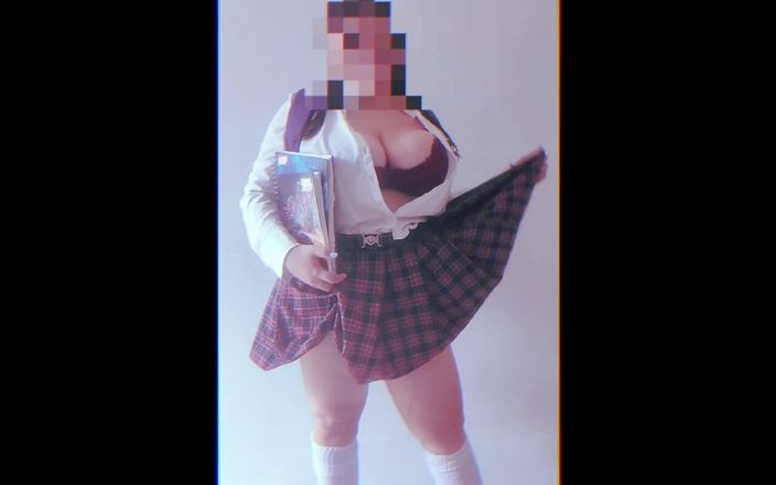 Emily-Chan: Latina teen fa un casting porno con un americano