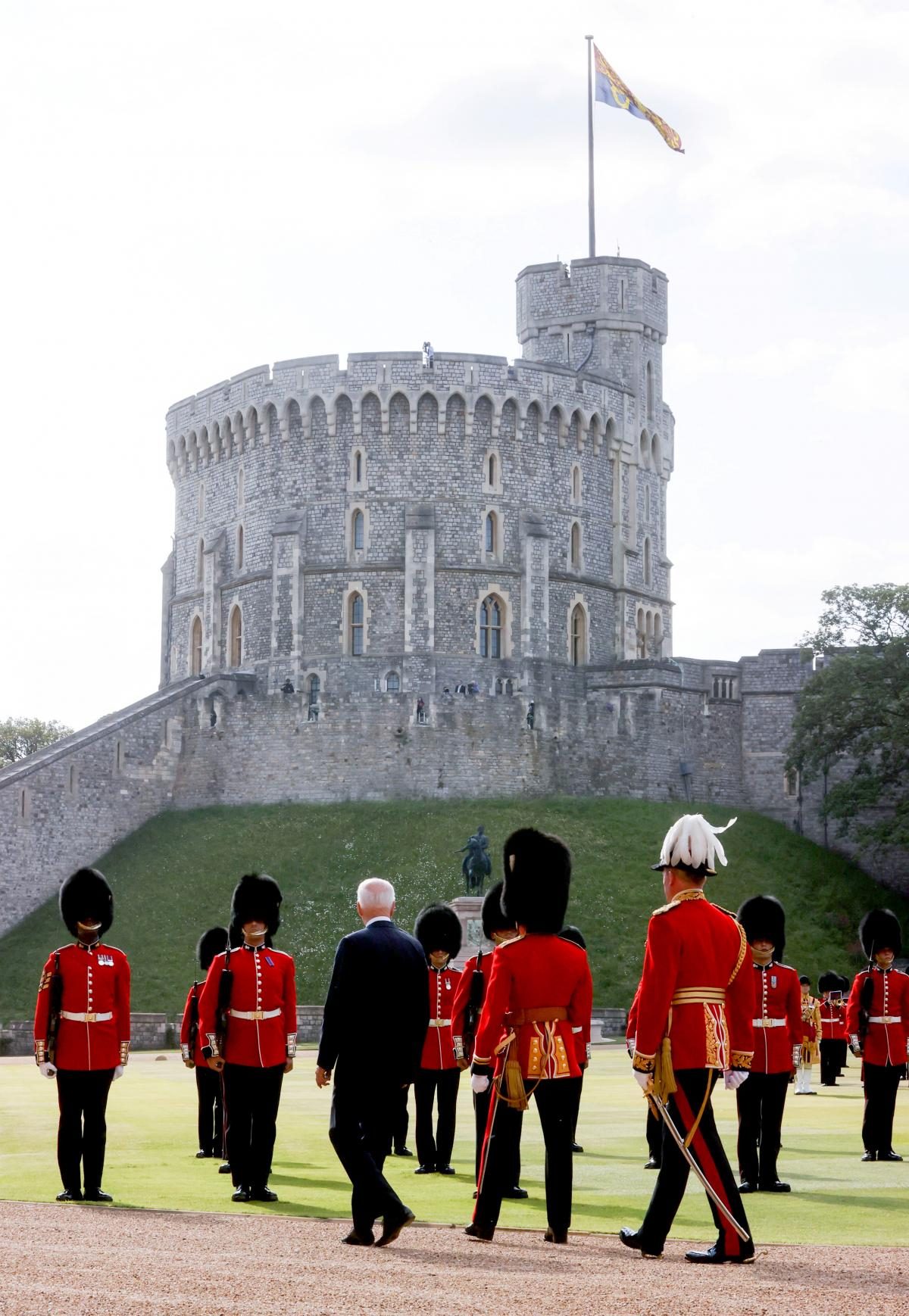 Pictures Queen Elizabeth II meets President Biden, the First Lady 13 June 2021