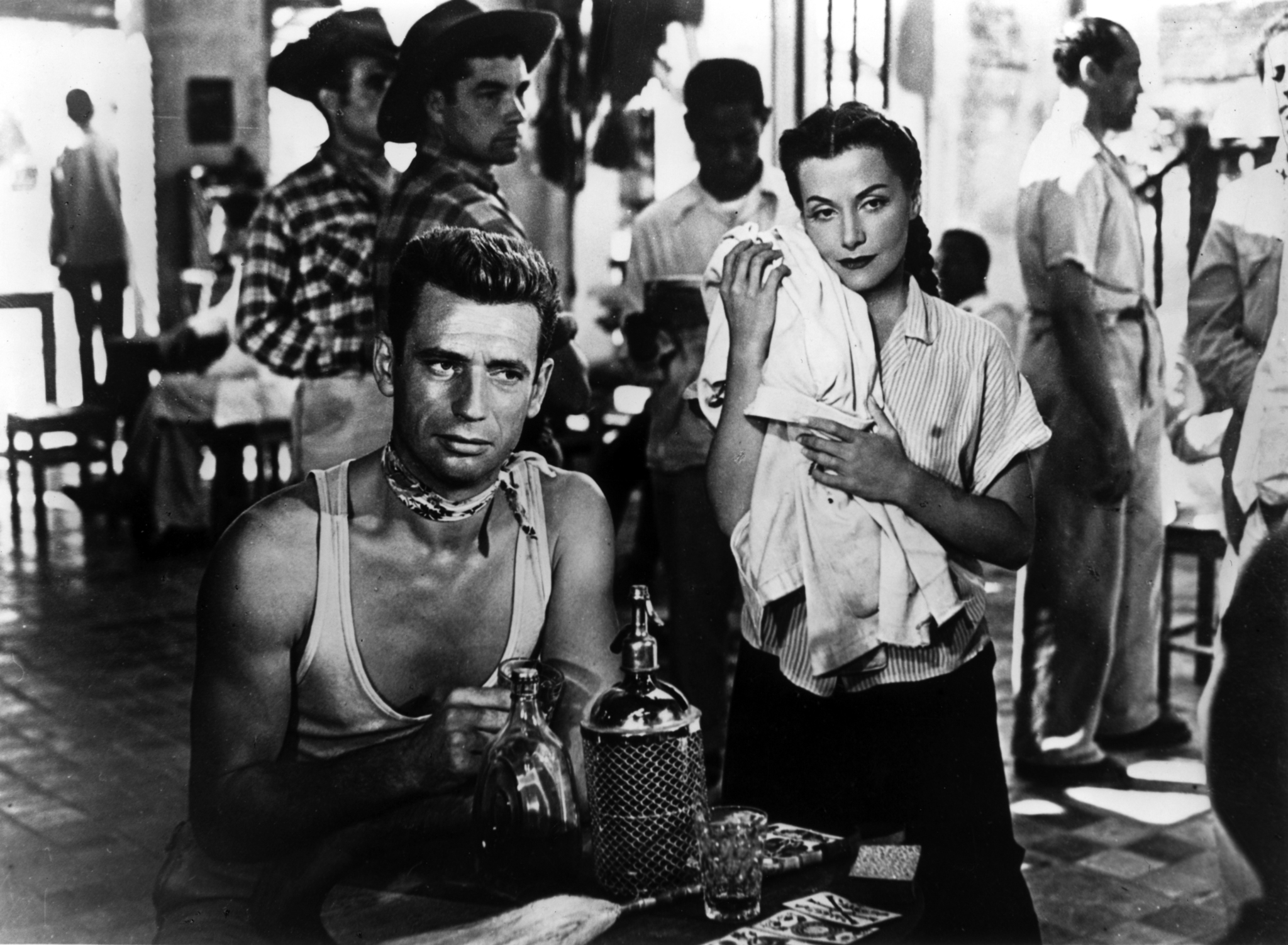 V�ra Clouzot and Yves Montand in The Wages of Fear (1953)