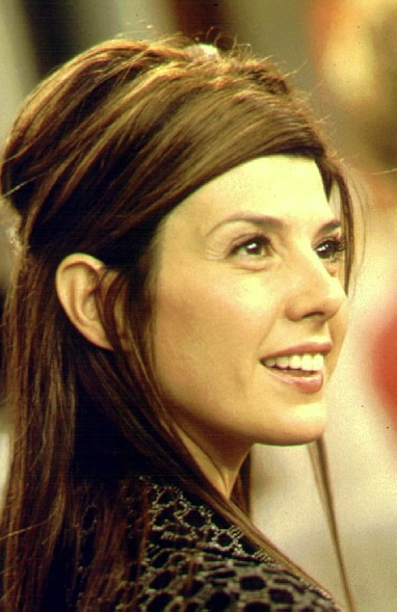 Marisa Tomei stars as Lola 