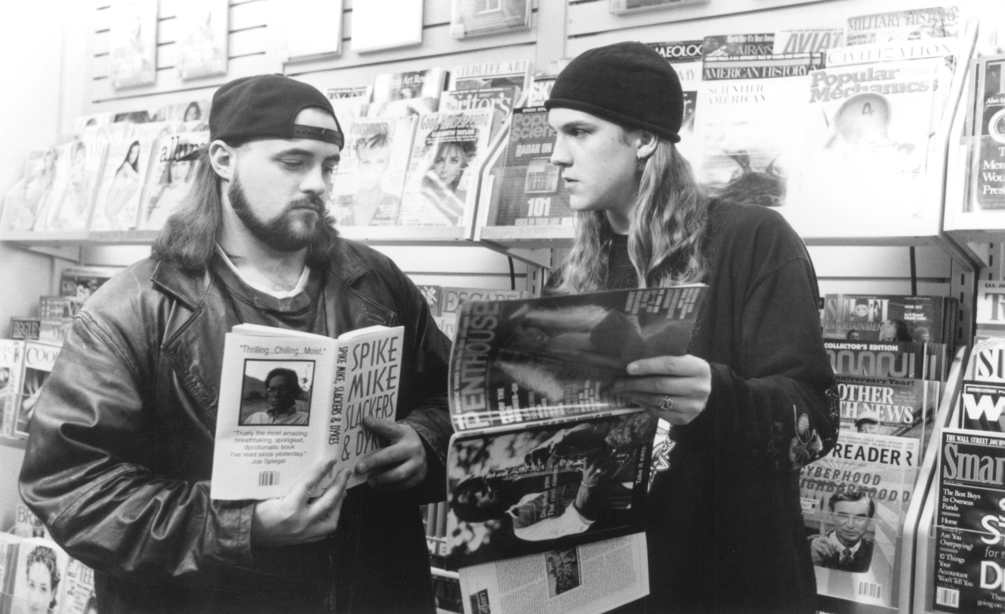 Kevin Smith and Jason Mewes in Mallrats (1995)