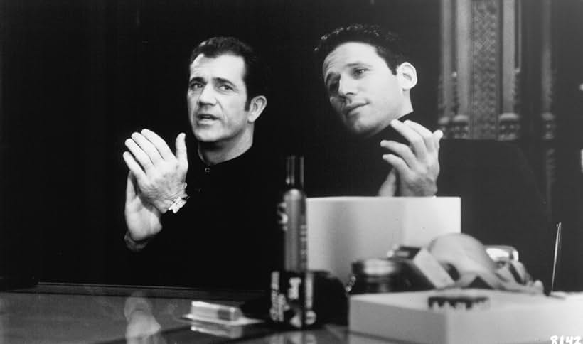 Mel Gibson and Mark Feuerstein in What Women Want (2000)