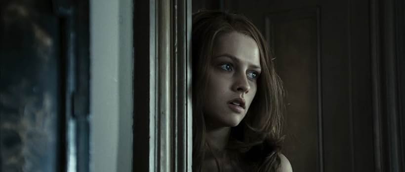 Teresa Palmer in Restraint (2008)