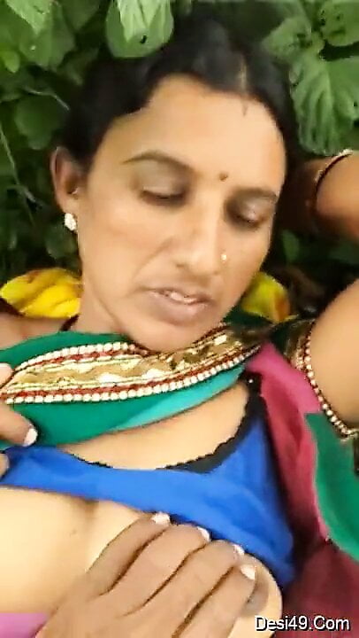 Marathi wife fucking outdoors