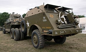 Sherman auf einem M25 Tank Transporter