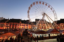 Le marché de Noël, place de la Réunion.