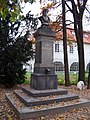 Park Kampa, pomník Josefa Dobrovského