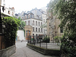 サン＝ジュリアン＝ル＝ポーヴル通り (Rue Saint-Julien-le-Pauvre)