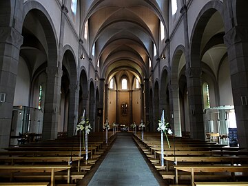 Intérieur de l'église Saint-Symphorien.