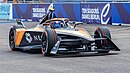 Jake Hughes im Nissan e-4ORCE 04 von Neom McLaren beim Berlin E-Prix