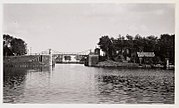 De brug in de Buiksloterdijk over het Noordhollands Kanaal; 1922.