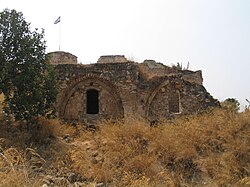 In the Crusader period, a castle called Caco or Cacho stood here, of which an 8.5m tower survives.[1]