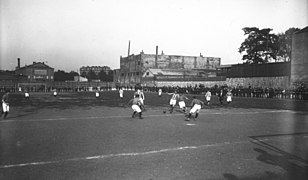 Le Red Star affrontant le CA Vitry, son voisin du sud de la capitale, le 22 septembre 1912 au stade de Paris � Saint-Ouen.