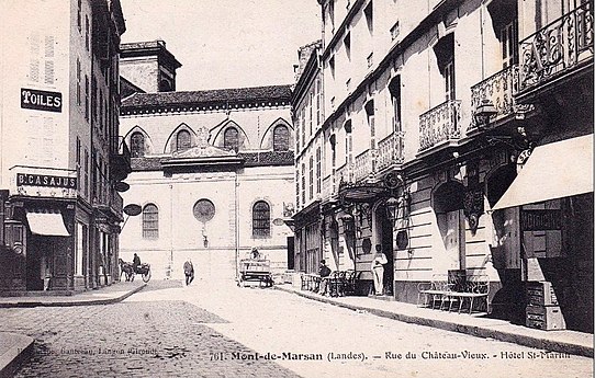 Rue du Château-Vieux (actuelle rue Robert-Wlérick), une des premières de la cité, reliant le château vicomtal à l'église prieurale de la Madeleine, dans le bourg Vieux.