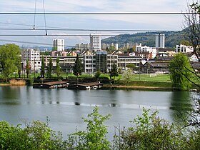 Sicht vo Wettige über d Limmet uf Nöiehof