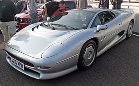 Jaguar XJ220