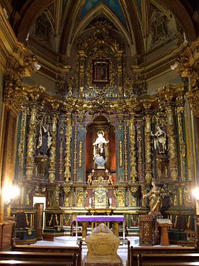 Altar mayor de la Basílica de San Juan de la Cruz en el Convento de San Miguel.