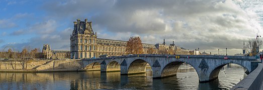 La Seine, le pont Royal et le mus�e du Louvre.