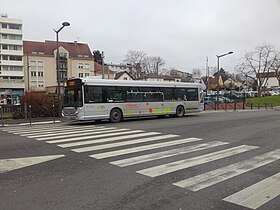 Heuliez GX 327 n°535 en gare routière de Massy-Palaiseau.