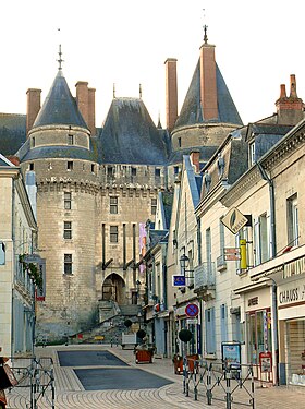 Kastell Langeais ha straed Gambetta.