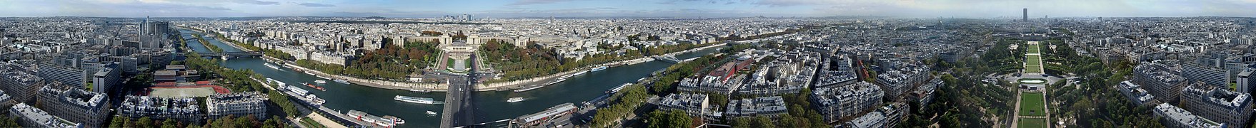 Panorama � 360� de Paris, photographi� depuis la Tour Eiffel.