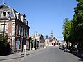 Arrivée à la gare par l'avenue du Maréchal de Lattre-de-Tassigny.