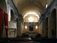 Intérieur de l'église.