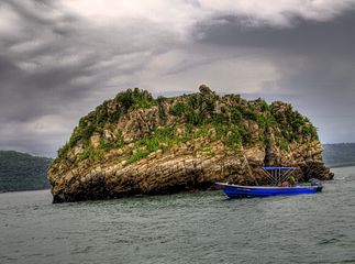 Isla Tolinga, un islote cercano a Isla Tortuga.