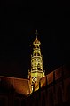 Grote Kerk in Haarlem bij nacht.