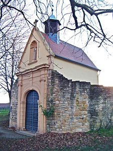 Die Heiligenkirche auf dem St. Petersberg