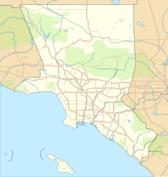 Mapa konturowa metropolii Los Angeles, blisko centrum na lewo znajduje się punkt z opisem „Siedziba Sony Pictures Studios”