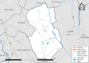 Carte en couleur présentant le réseau hydrographique de la commune