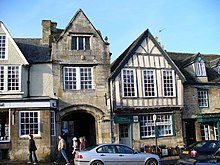 Medieval buildings, Burford High Street - geograph.org.uk - 300507.jpg